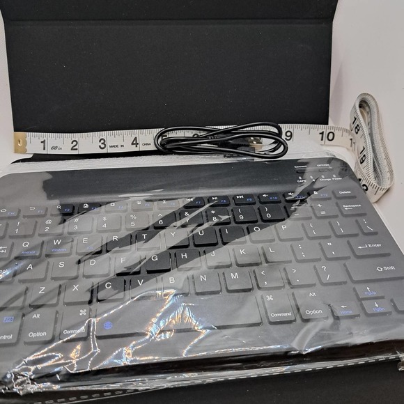 Black ultra-thin keyboard Bluetooth-Long Life-for iPad-Galaxy-Smartphones ETC - Picture 3 of 10